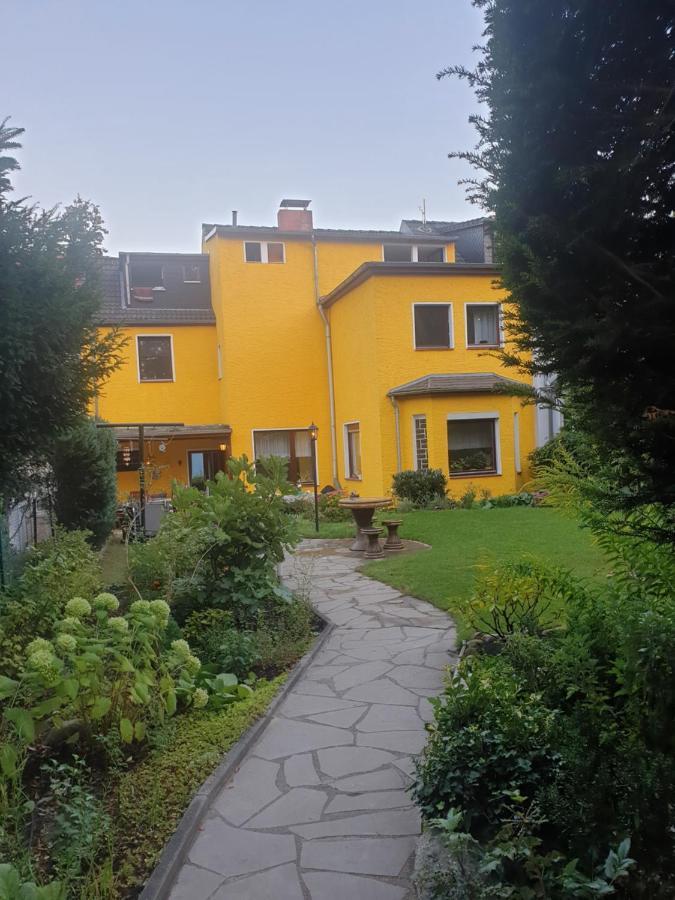 Apartment Eichkamp mit Gartennutzung am Grunewald nahe Messe Berlin Exterior foto